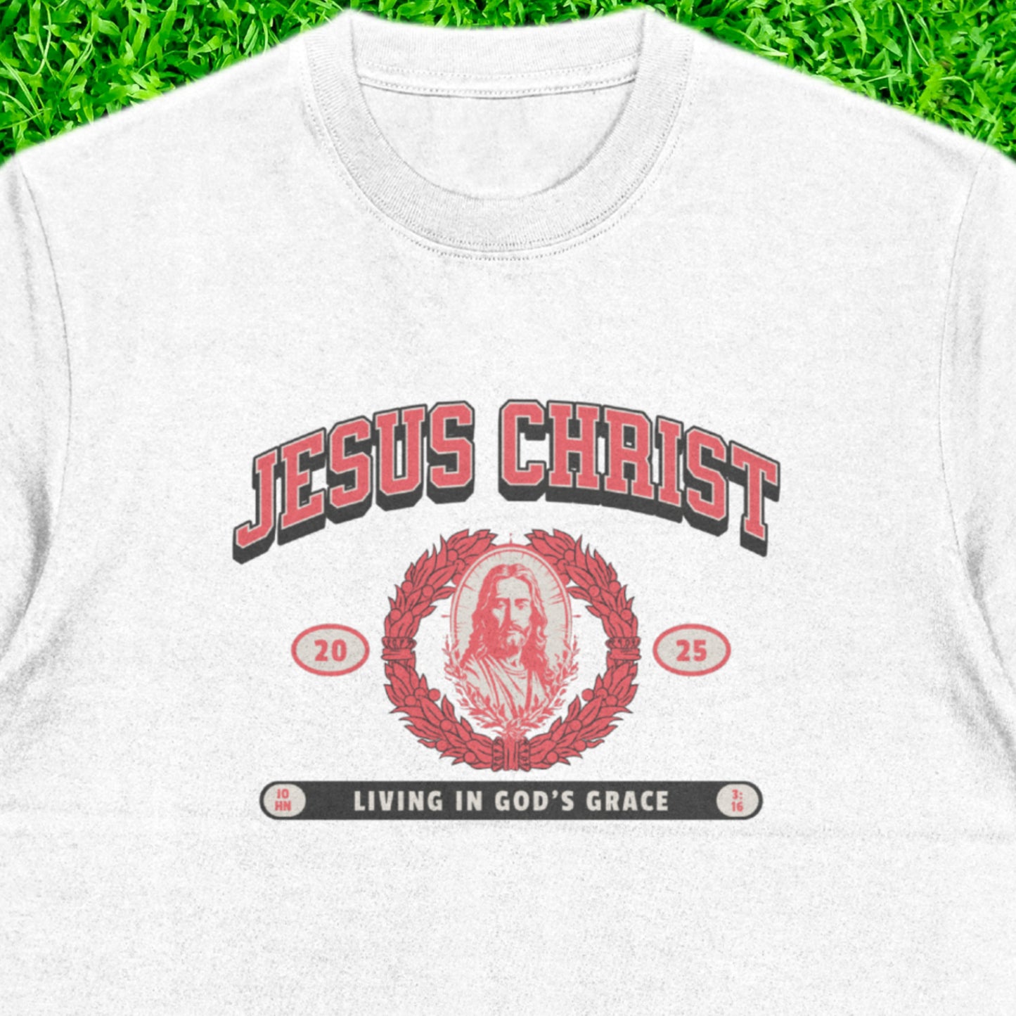 Jesus Christ - Living in God's Grace | T-SHIRT